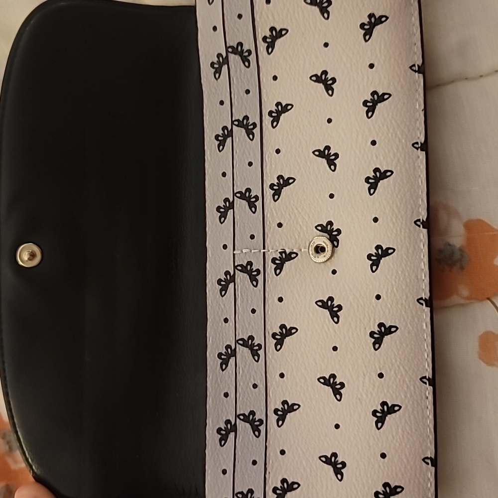 Authentic Coach wallet - Picture 2 of 7
